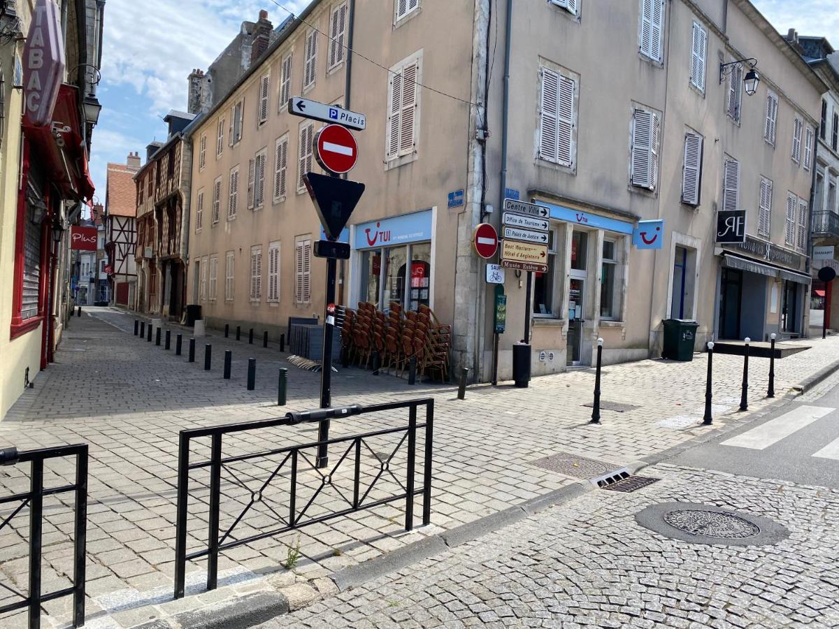 Beau Studio Centre Ville Et Proche Gare Bourges Exterior foto